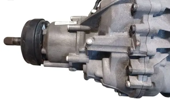 Audi Q7 4M Gearbox transfer box case 95820009 1805304 1103437012