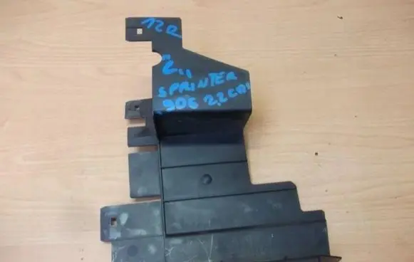 Mercedes-Benz Sprinter W906 Radiator trim 