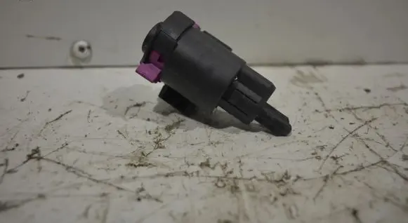 Audi Q7 4L Brake pedal sensor switch 1468996