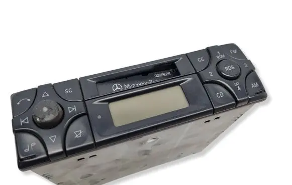 Mercedes-Benz E W210 Radio/CD/DVD/GPS head unit A2108200986