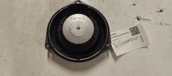 Opel Zafira B Rear door speaker 90379280