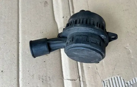 Land Rover Range Rover Evoque L538 Electric auxiliary coolant/water pump 70314153