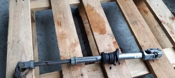 Steering column universal joint