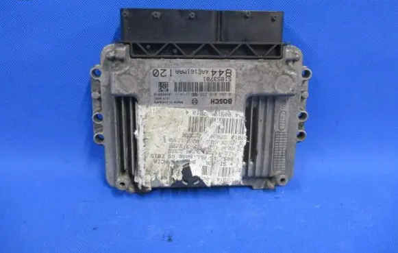 Lancia Delta Fuel injection control unit/module 51853781 0281016236 4AE161MAA