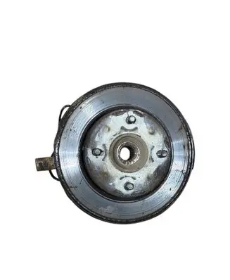 Mitsubishi Colt Front wheel hub