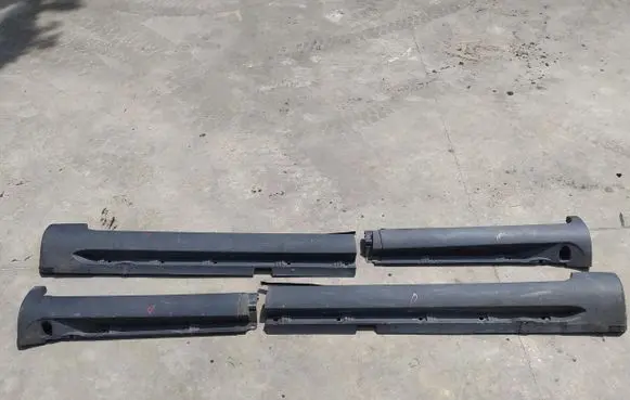 Volvo V70 Front sill (body part) 