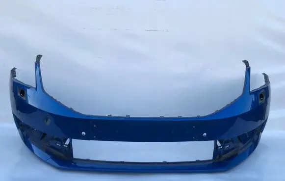 Skoda Octavia Mk3 (5E) Front bumper 5E0807221