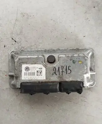 Volkswagen Golf V Engine control unit/module 03c906024k