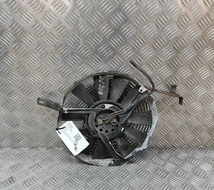 Mercedes-Benz S W126 Radiator cooling fan shroud A0005006093