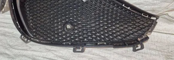 Mercedes-Benz A W176 Front bumper lower grill