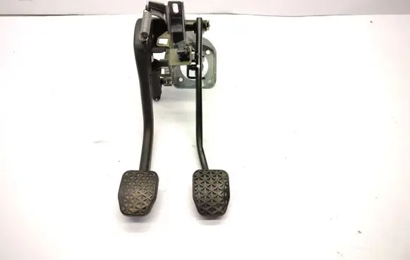 BMW 3 E46 Pedal assembly 21526758822 35112229128