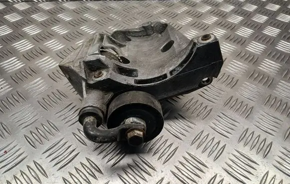 BMW 5 E60 E61 A/C compressor mount bracket 7786708