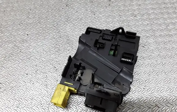 Volkswagen Caddy Steering angle sensor 1K0953549