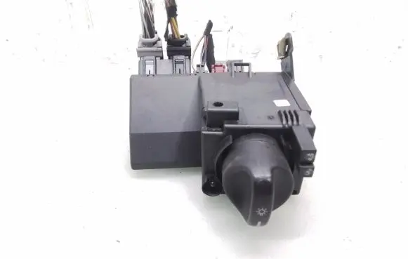 Mercedes-Benz E W210 Light switch 2105451404