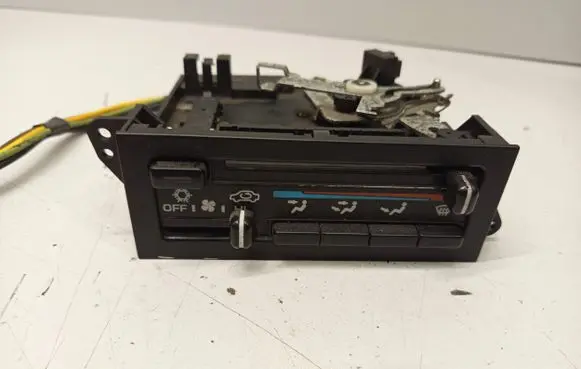 Chrysler Voyager Climate control unit 4677225