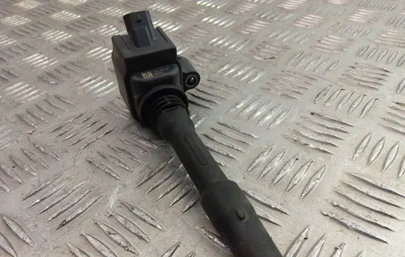 BMW X3 G01 High voltage ignition coil 8643360