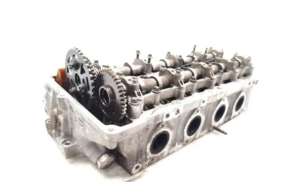 BMW X1 E84 Engine head 7797678 7797511