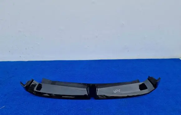 BMW iX Front bumper lip 51115A6B609