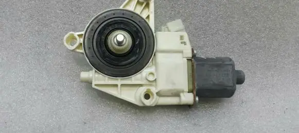Mercedes-Benz S W222 Rear door window regulator motor A2229060601