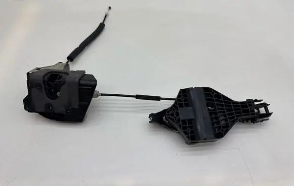 Jaguar E-Pace Front door lock J9C3203A28JC