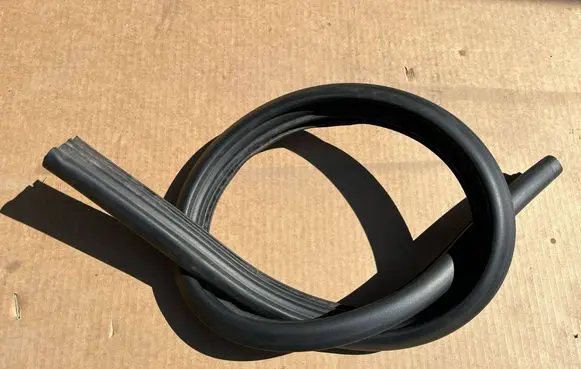 Audi A6 S6 C8 4K Engine compartment rubber 4K0823723A