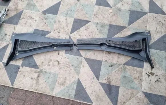 Citroen C3 Wiper trim 9811935477 9811935377