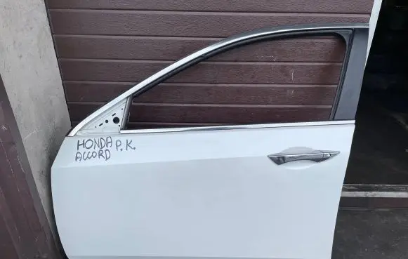 Honda Accord Front door