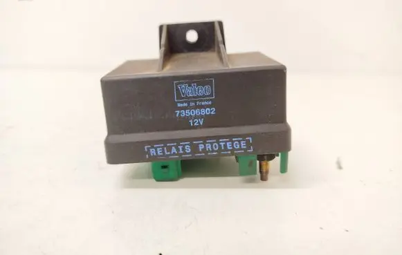 Peugeot 406 Glow plug pre-heat relay 73506802