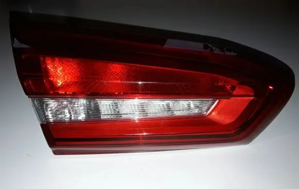 Ford Focus Tailgate rear/tail lights JX7B13A603TA