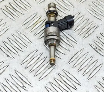 Porsche Panamera (970) Fuel injector 94811012821