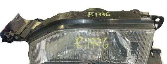 Mazda 323 Headlight/headlamp 11061250L 11061249L