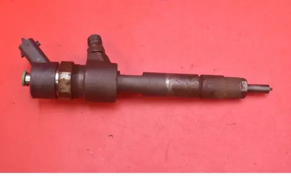 Opel Zafira B Fuel injector 0445110276