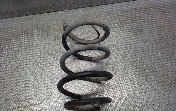 Renault Master III Front coil spring 540103937R 8200688787