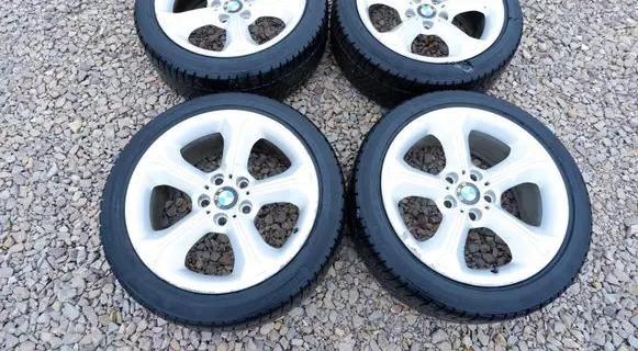 R18 alloy rim