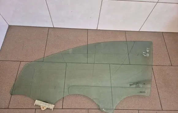 KIA Ceed Front door window glass four-door 43R001167