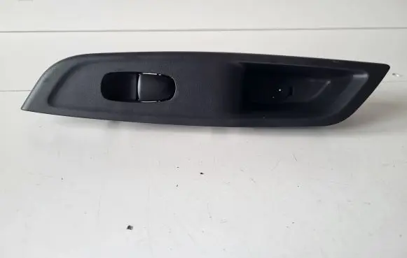 Nissan Micra K14 Other switches/knobs/shifts 829515FA1E