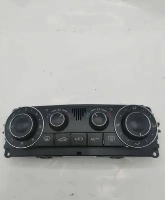 Mercedes-Benz C W203 Climate control unit A2038303085 9140010525 F330637
