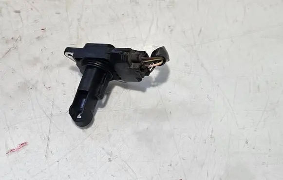 Toyota Yaris Mass air flow meter 222040J010