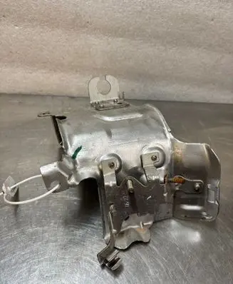 Engine splash shield/under tray