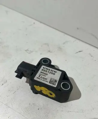 Volvo V50 Airbag deployment crash/impact sensor 8651200