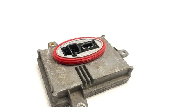 Hyundai i40 Voltage converter/converter module 3Z921-01700