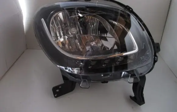 Smart ForTwo III C453 Headlight/headlamp A4539061301
