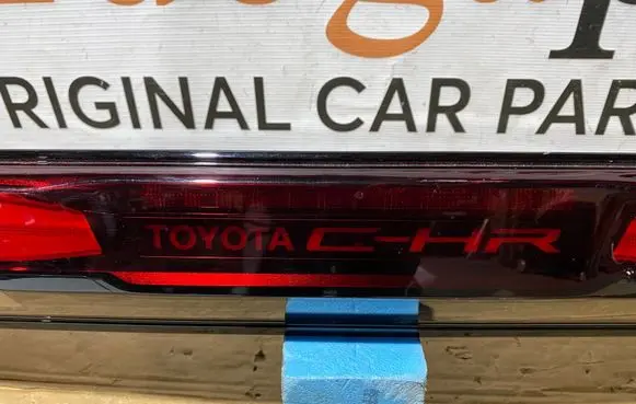Toyota C-HR II Tailgate rear/tail lights 81580F4220