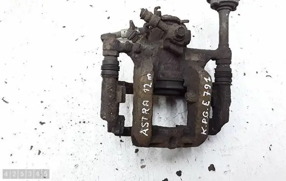 Opel Astra J Rear brake caliper