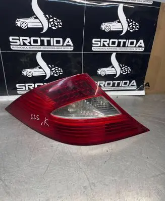Mercedes-Benz CLS C219 Rear/tail lights A2198200177