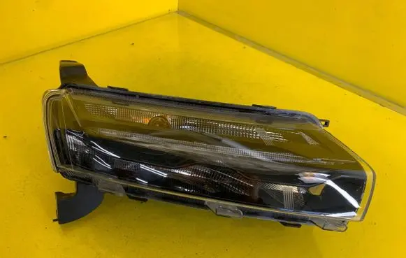 Dacia Spring Headlight/headlamp 266008993R