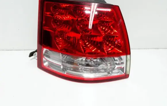 Citroen C-Crosser Rear/tail lights 22087920