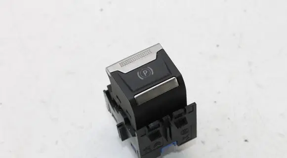 Peugeot 2008 II Hand parking brake switch 9810593577