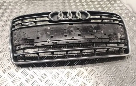 Audi A7 S7 4G Front grill 4G8853651C