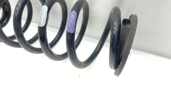 Toyota Prius+ (ZVW40) Rear coil spring